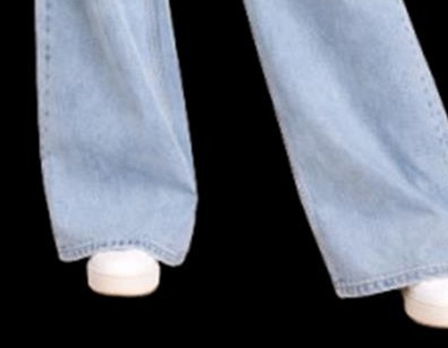 Casual footwear styling